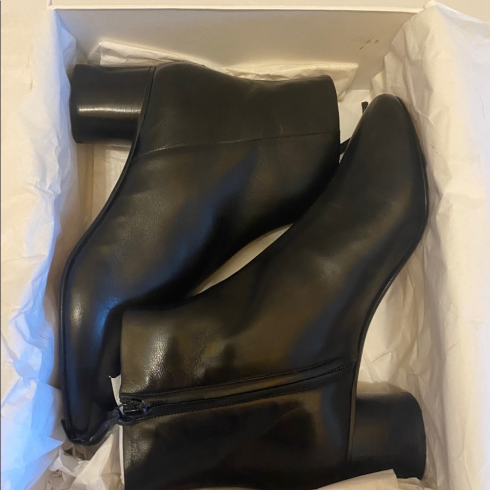 Isabel Marant Black Danay Leather Ankle Boots - Picture 10 of 11